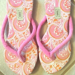 Toss never worn flip flops